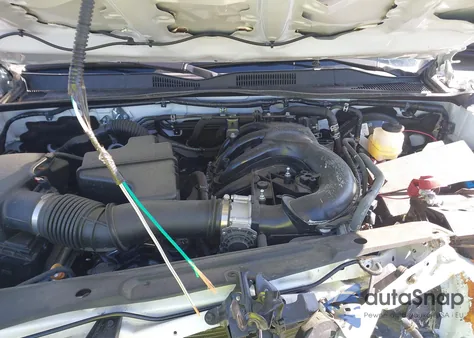 2023 Toyota Tacoma Double Cab z USA, uszkodzony, nr VIN 3TMAZ5CN9PM218685